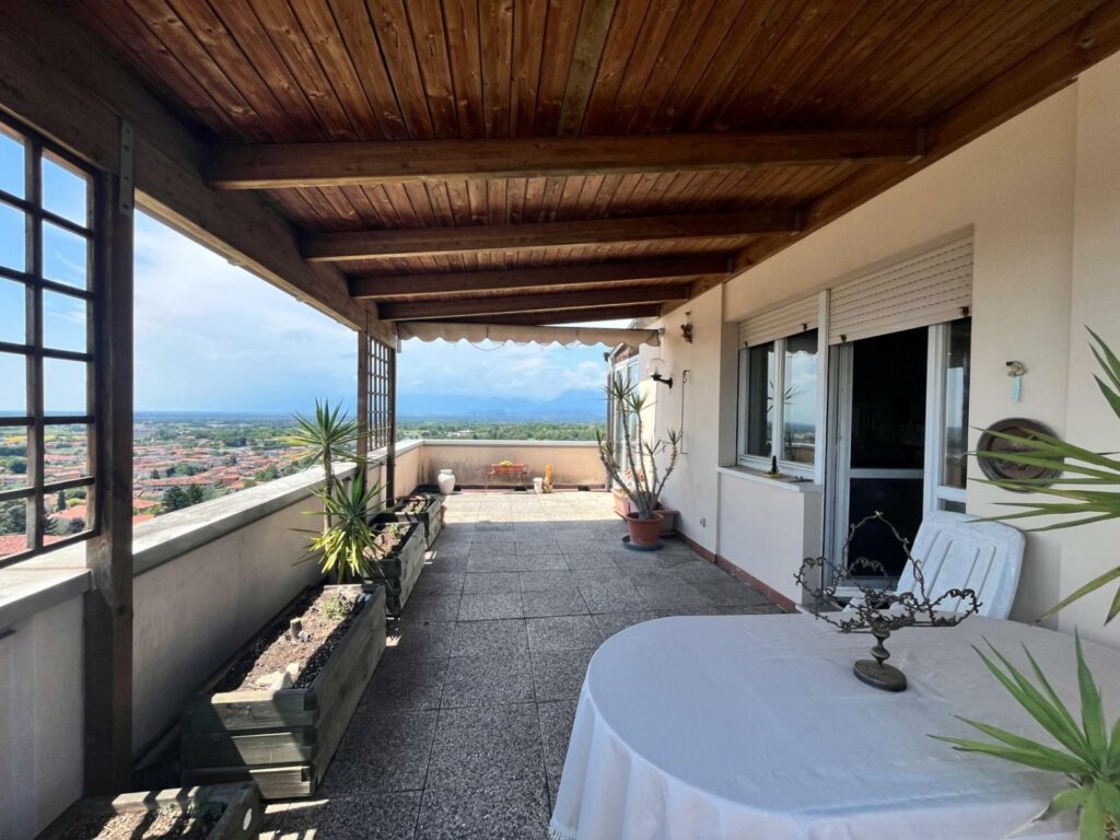 2 chambres Appartement à Udine, Italy No. 258904