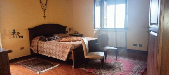 Дом с 4 комнатами в Бедиццоле, Италия № 231088 8