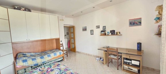 3-Zimmer Wohnung in Pozzuoli, Italy, Nr. 26284 21