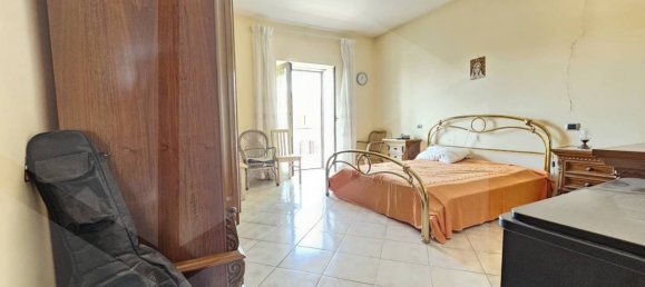 3-Zimmer Wohnung in Pozzuoli, Italy, Nr. 26284 13