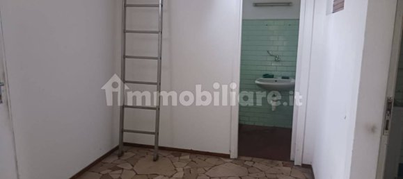 2-salle Propriété commerciale à Rho, Italy No. 87445 23