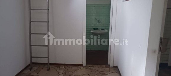 2-salle Propriété commerciale à Rho, Italy No. 87445 25