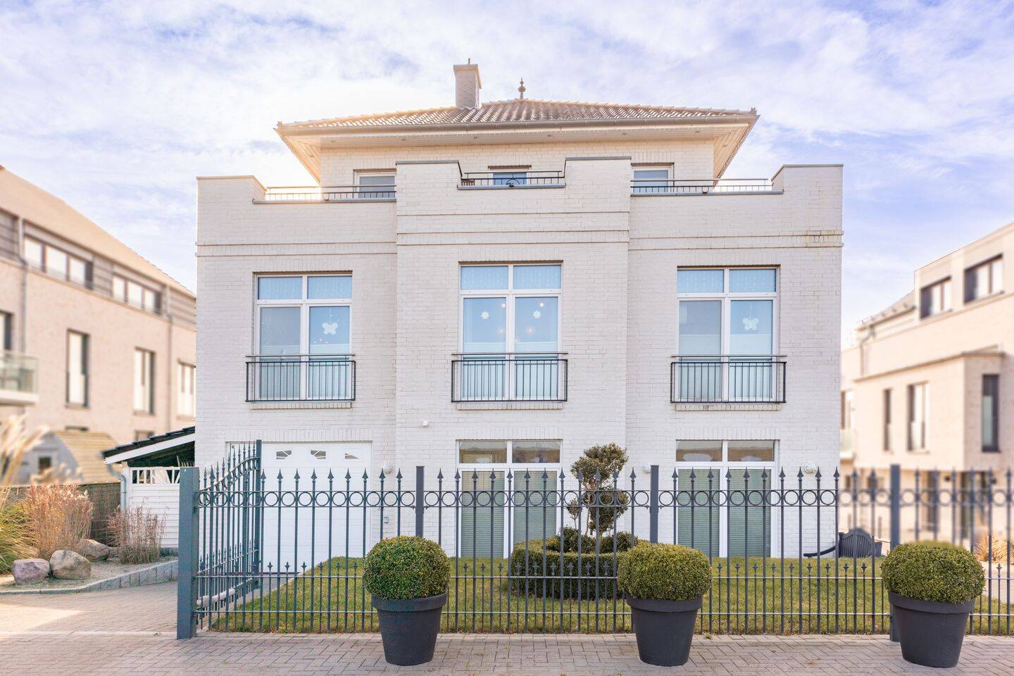 Вилла с 4 комнатами в Плён, Германия № 231674