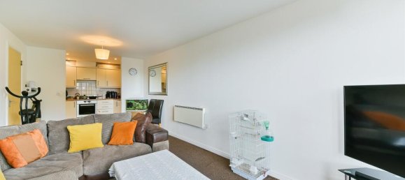 2 chambres Appartement à Feltham, United Kingdom No. 9841 2