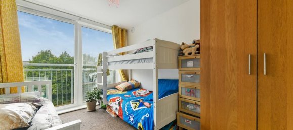 2 chambres Appartement à Feltham, United Kingdom No. 9841 6