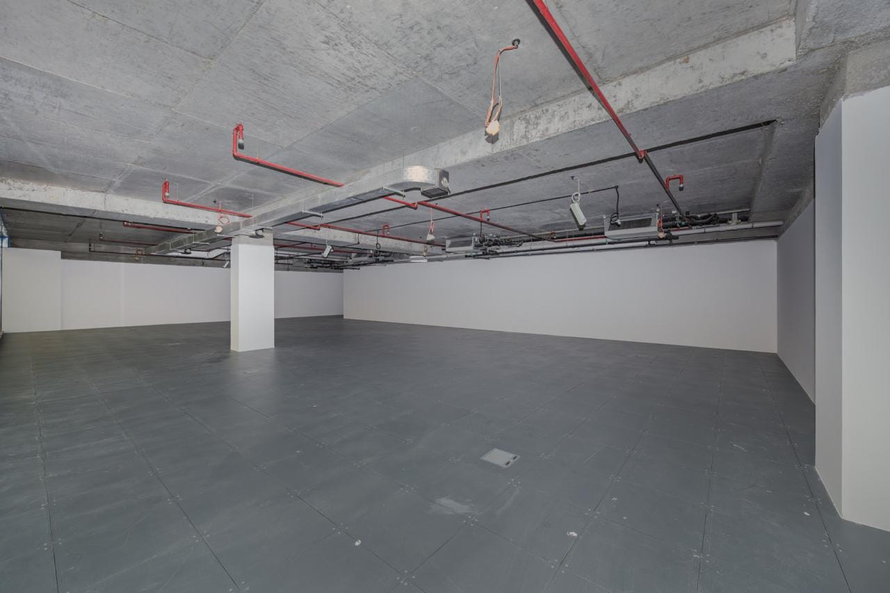 286m² Office in Bur Dubai, UAE No. 111171