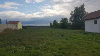  قطعة أرض في Absdorf, Austria رقم 101046