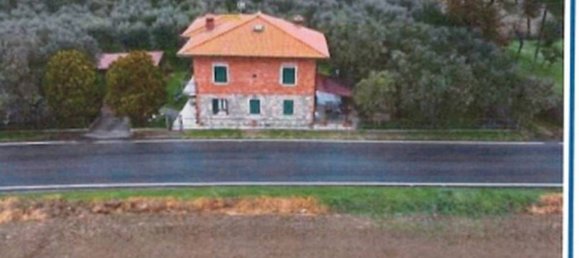 4 rooms Villa in Castiglione del Lago, Italy No. 266747 8