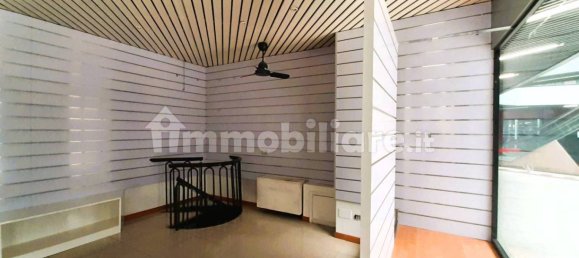 1 room Commercial property in Sondrio, Italy No. 146747 8