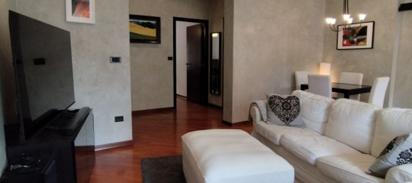6 rooms Apartment in Parma, Italy No. 277775 9