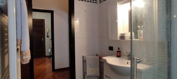 6 rooms Apartment in Parma, Italy No. 277775 30