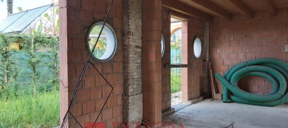 7 rooms House in Longare, Italy No. 177733 3