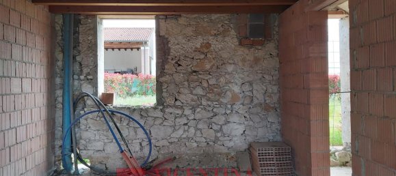 7 rooms House in Longare, Italy No. 177733 4