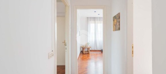 2 rooms Penthouse in Rome, Italy No. 286759 5