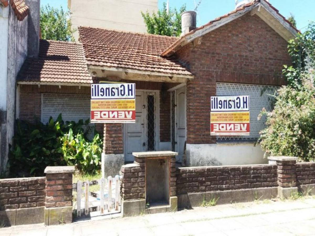  Land in San Miguel, Argentina No. 42587