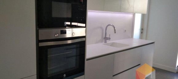 4 bedrooms Apartment in Porto, Portugal No. 78651 6