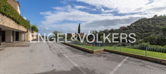 3 rooms Apartment in Spotorno, Italy No. 64946 9