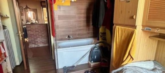 4 rooms Apartment in Turin, Italy No. 272856 14