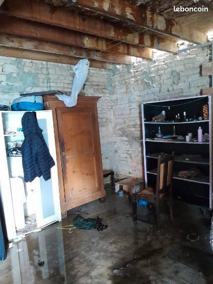 3 bedrooms House in Charente-Maritime, France No. 341689