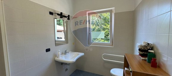 4 غرف نوم شقة في Cuasso al Monte, Italy رقم 361323 10