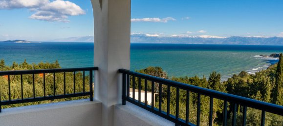 380m² Hotel for sale in Corfu, Central Corfu and Diapontian Islands, Corfu, Ionian Islands, Peloponnese, Western Greece and the Ionian, Greece № 104707 3