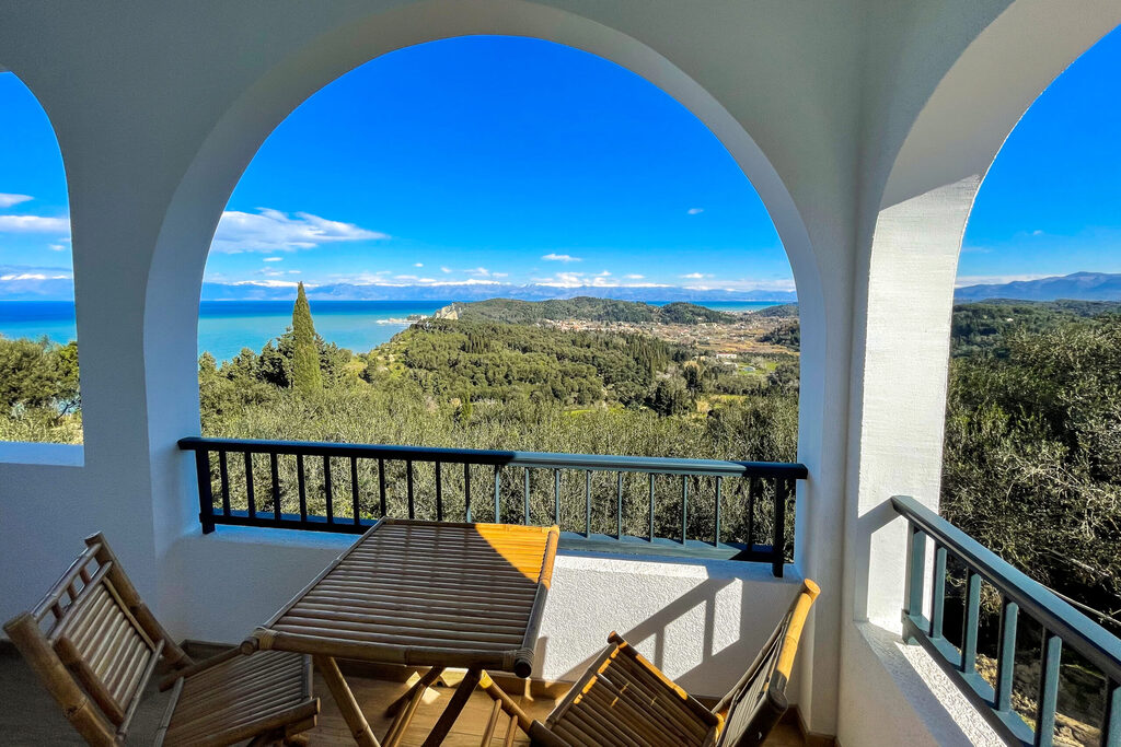 380m² Hotel for sale in Corfu, Central Corfu and Diapontian Islands, Corfu, Ionian Islands, Peloponnese, Western Greece and the Ionian, Greece № 104707