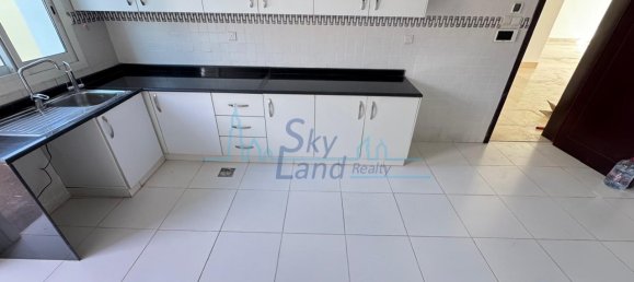 5 bedrooms Villa in Al Barsha, UAE No. 108698 6