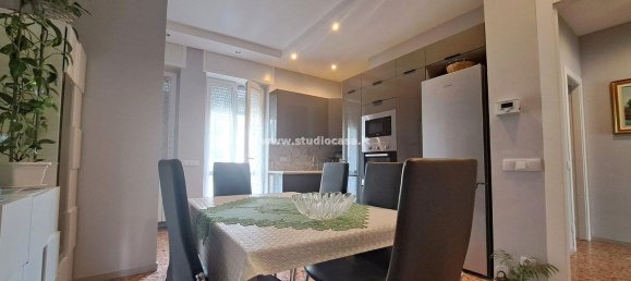 Apartamento de 3 divisões em Caravaggio, Italy N.º 90771 9
