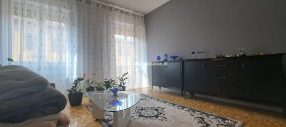 Apartamento de 3 divisões em Caravaggio, Italy N.º 90771 16