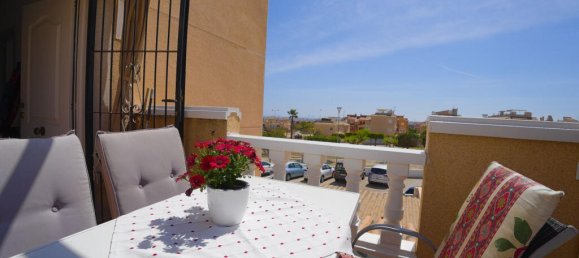 Adosado de 3 dormitorios en Torrevieja, Spain No. 171464 4