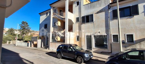 Квартира с 2 спальнями в Арцакена, Италия № 350160 32