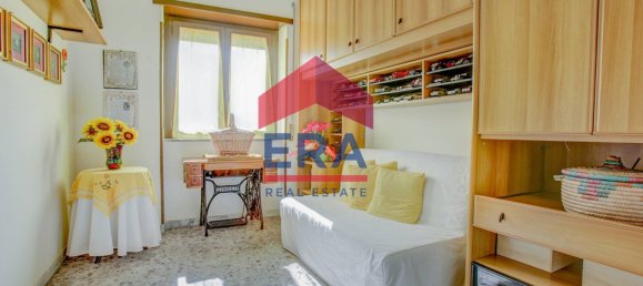 4 غرف نوم شقة في Rome, Italy رقم 112539 14