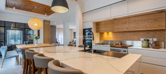 3 bedrooms Villa in Kappara, Malta No. 2963 13