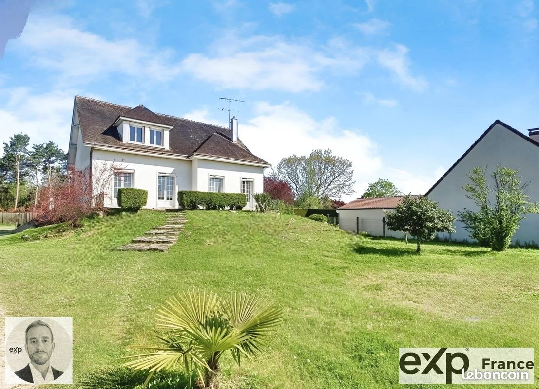 4 chambres Maison à Romorantin-Lanthenay, France No. 159103