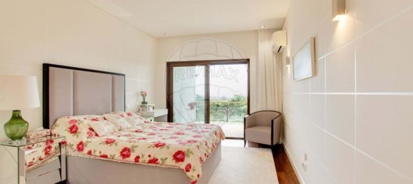 3 bedrooms Villa in Cascais, Portugal No. 51081 17