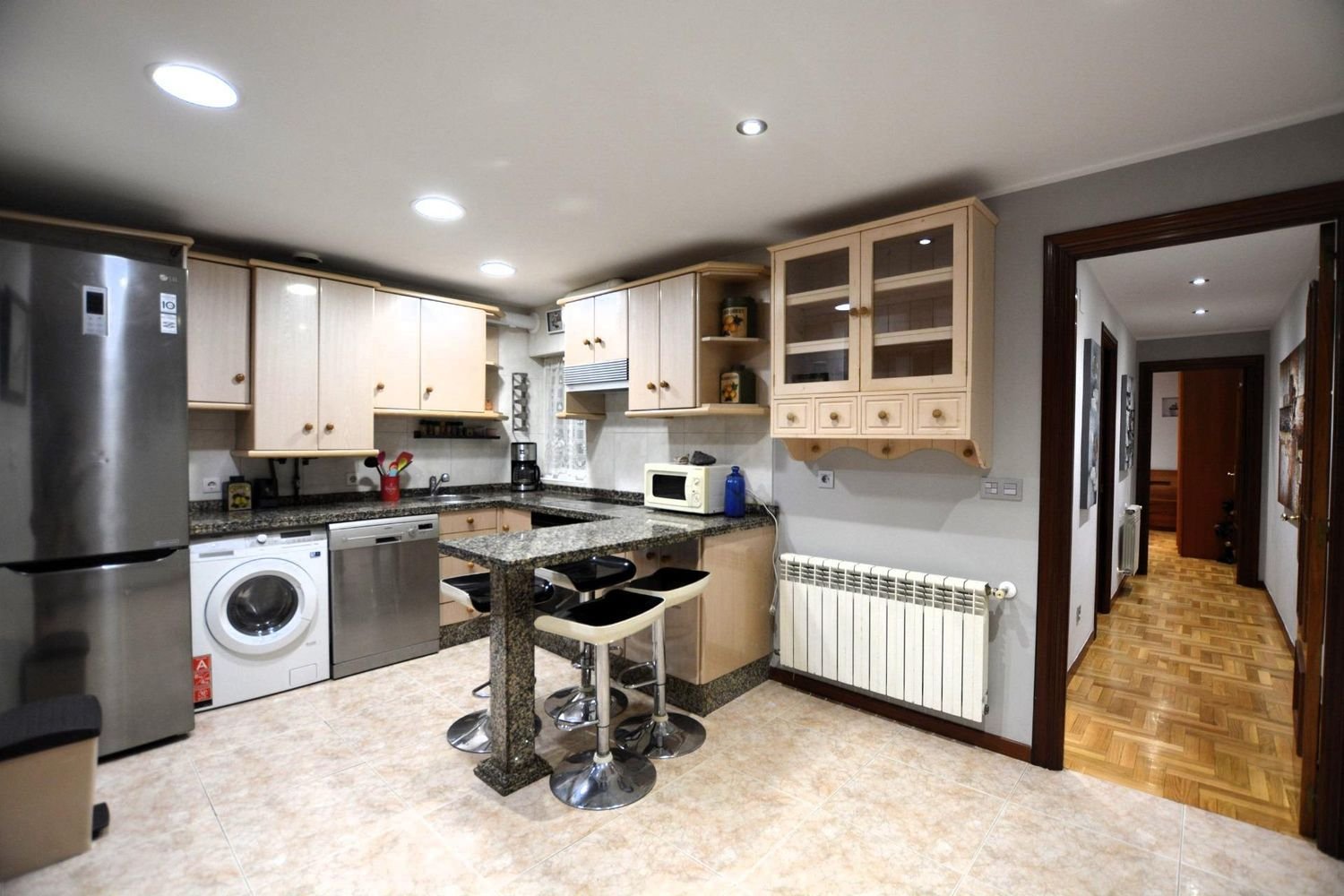 3 chambres Appartement à Oviedo, Spain No. 168987