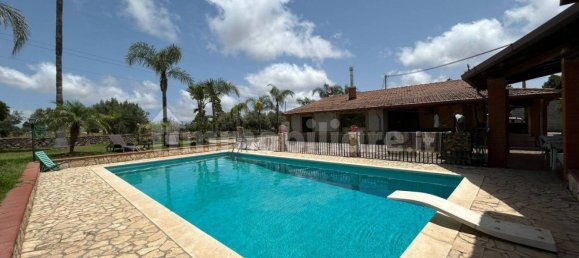 4 Schlafzimmer Villa in Melilli, Italy, Nr. 165405 20