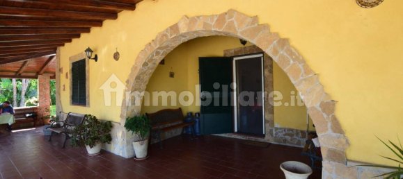 4 bedrooms Villa in Melilli, Italy No. 165405 16