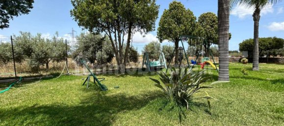 4 bedrooms Villa in Melilli, Italy No. 165405 6