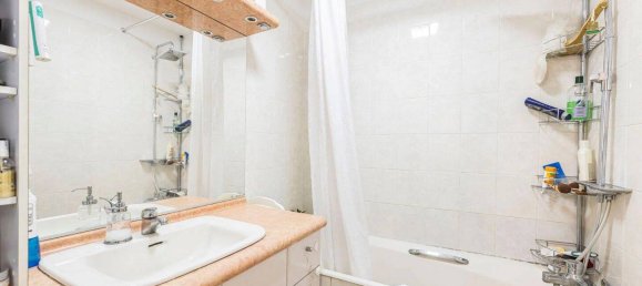 2 bedrooms Apartment in Aubervilliers, France No. 333671 4