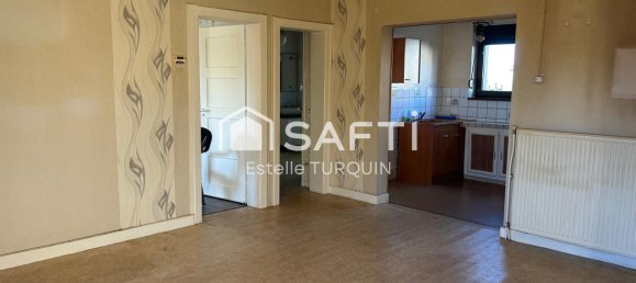 3 Schlafzimmer Haus in Crehange, France, Nr. 53737 9