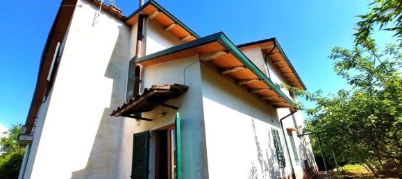 7 rooms Villa in Arezzo, Italy No. 208966 4