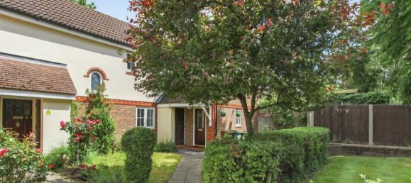 Casa T2 em Sutton, United Kingdom N.º 14487 2