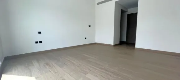 4 dormitorios tienda en alquiler en Damac Lagoons, Dubai, UAE № 106113 7