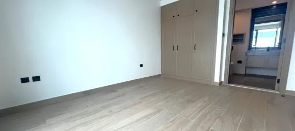 4 dormitorios tienda en alquiler en Damac Lagoons, Dubai, UAE № 106113 5