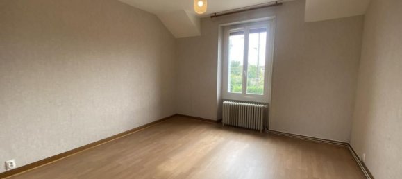 4 bedrooms House in Chateauroux, France No. 251743 5