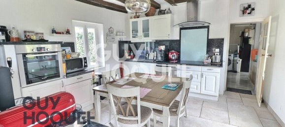 4 bedrooms House in Bernay, France No. 361550 9