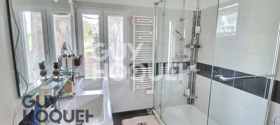 4 bedrooms House in Bernay, France No. 361550 11