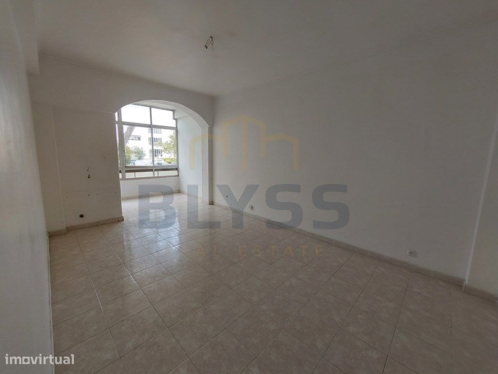 Apartamento T2 em Oeiras, Portugal N.º 321707