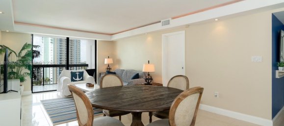 2 dormitorios propiedad comercial en venta en Miami, Miami-Dade, Florida, USA № 615752 30